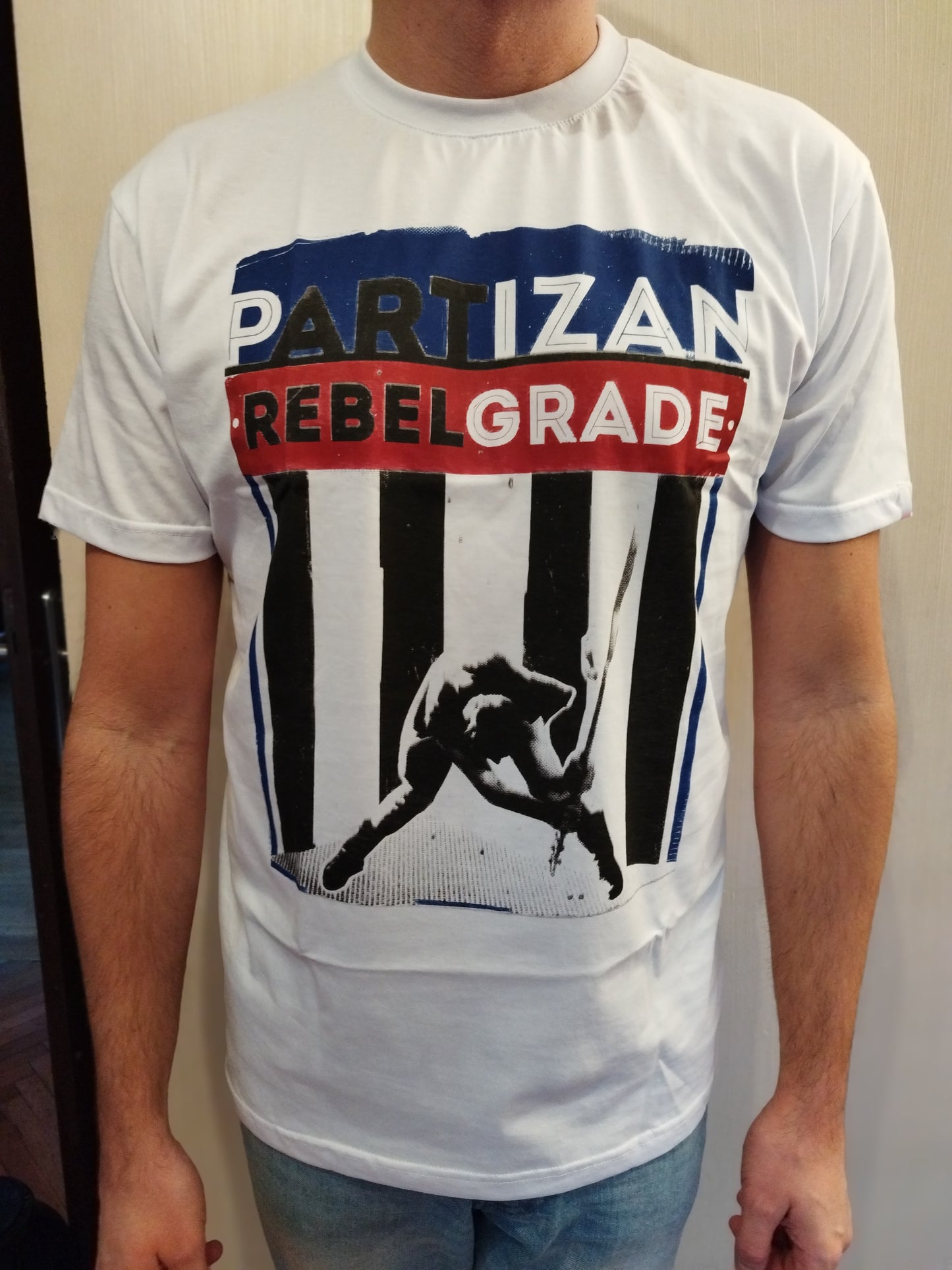 Majica "Art rebel", bela