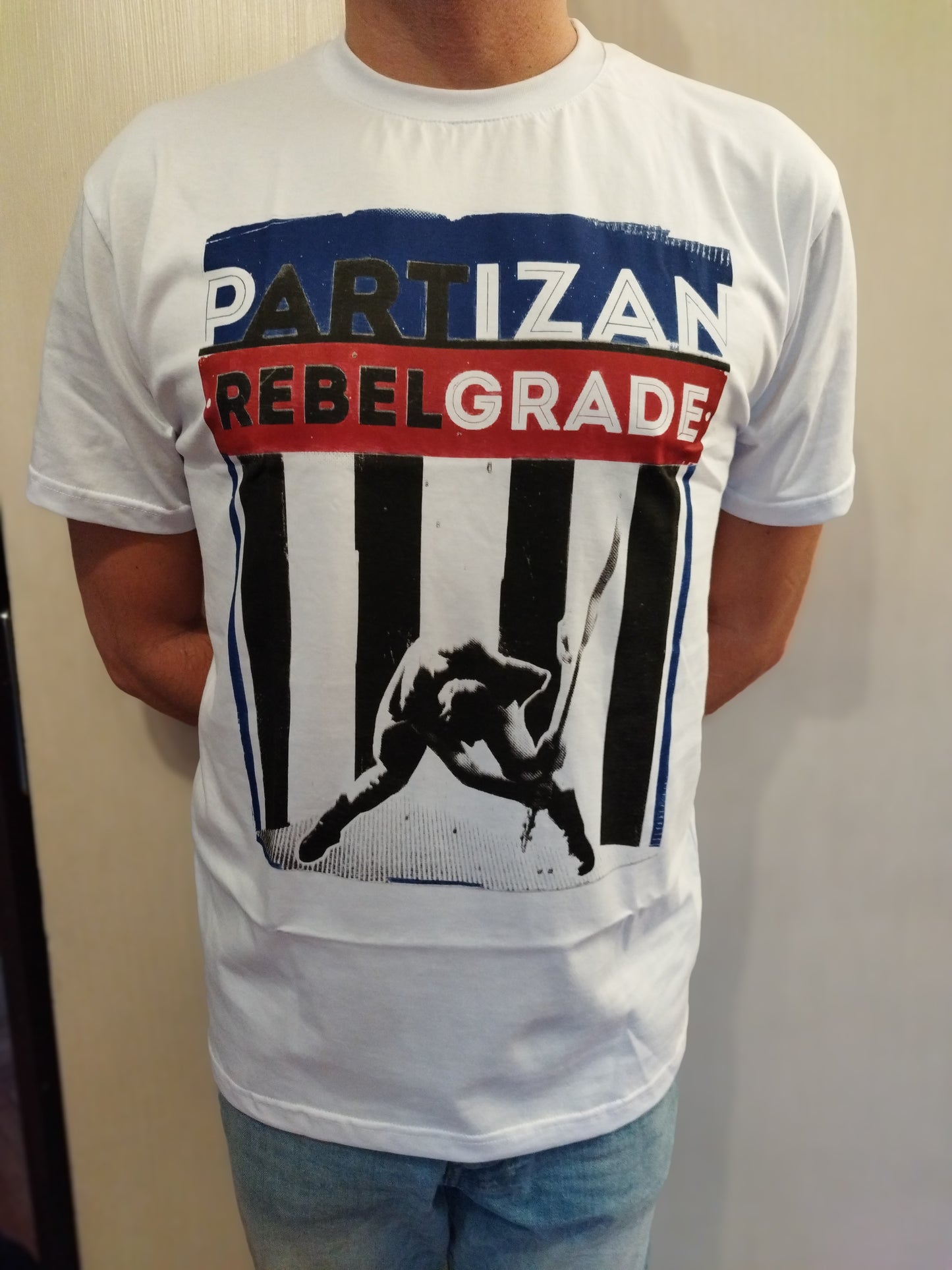 Majica "Art rebel", bela